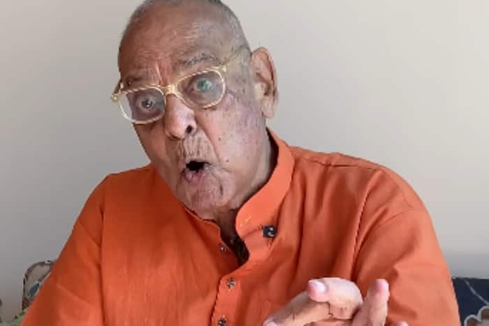 Achyut Potdar worked with Khans