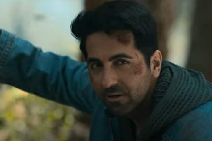 entertainment Ayushmann Khurrana plays... entertainment Ayushmann Khurrana plays...