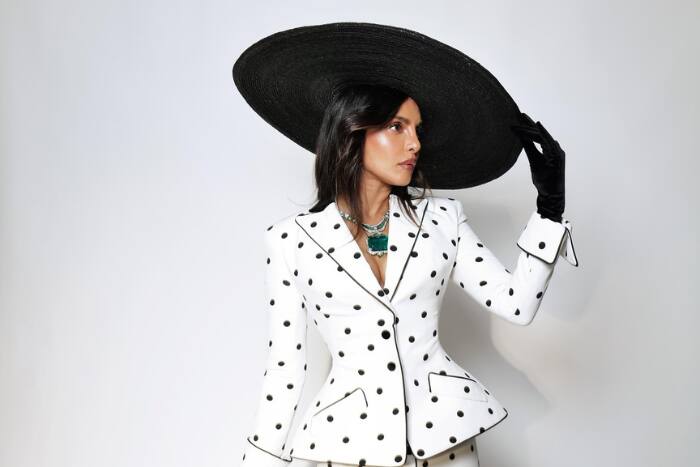 With whom did Priyanka Chopra arrive in Hyderabad?