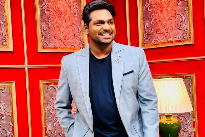 दिल्ली के मुशायरे में पहुंच गए थे जाकिर खान