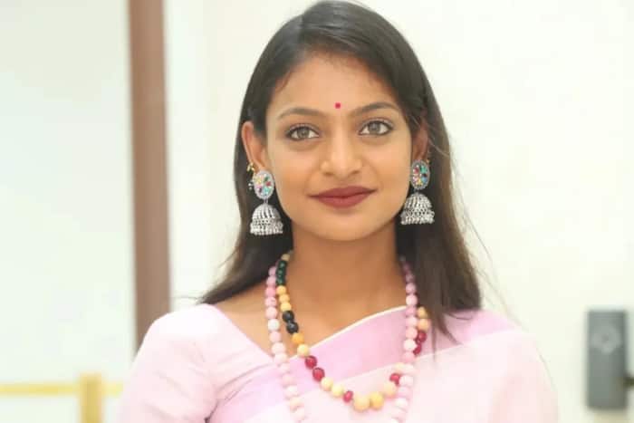 मोनालिसा की बदल गई जिंदगी