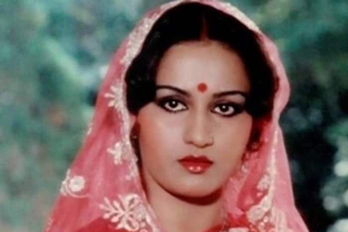 रीना रॉय के माता-पिता का हो गया था तलाक