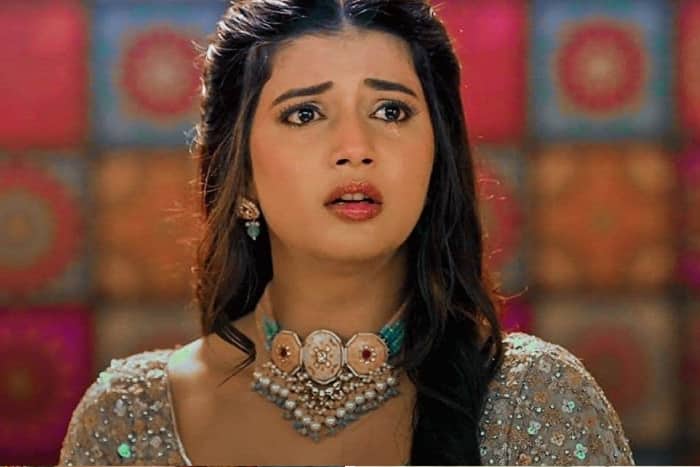 entertainment Anshuman wants Abhira to confess her feelings