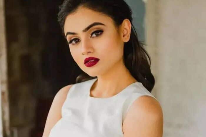 Who is Janki Bodiwala?