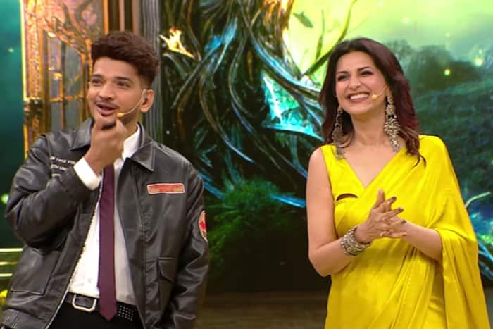 entertainment Hosts Sonali Bendre and Munawar Faruqui welcomes them with...
