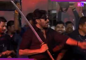 Pawan Kalyan ने फिल्म प्रमोशन के दौरान चलाई तलवार, बाल-बाल बचा बॉडीगार्ड, देखें वीडियो