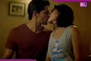 इस एक्ट्रेस संग इंटीमेट सीन में बहक गए थे Sidharth Malhotra, डायरेक्टर के कट बोलने के बाद भी करते रहे किस