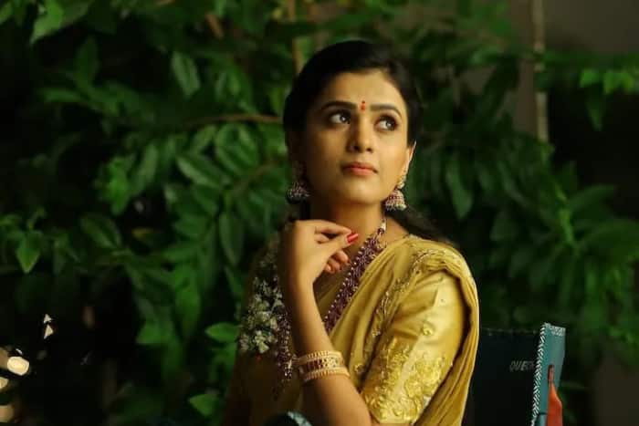 bollywoodlife.com photo