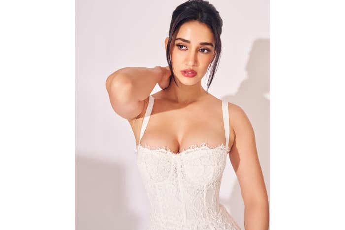 दिशा पाटनी की गई टांग खिंचाई