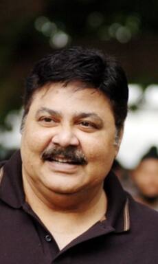 तीनों खान का लकी चार्म थे सतीश शाह! इन फिल्मों ने तोड़ दिए थे कमाई के सारे रिकॉर्ड