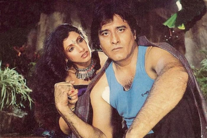 entertainment Did Vinod Khanna lose his control during intimate scene?