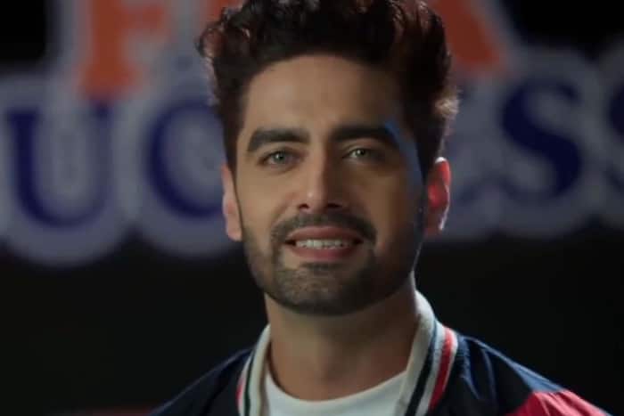 अभिरा की होने वाली है रैगिंग