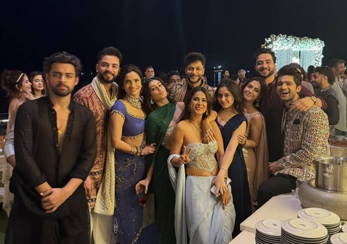 अंकिता लोखंडे की पार्टी में सेलेब्स का धमाका