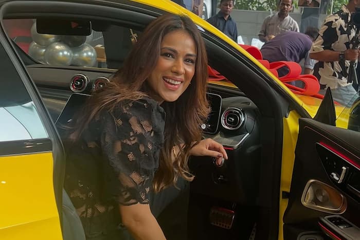 तो ये है निया शर्मा की कार