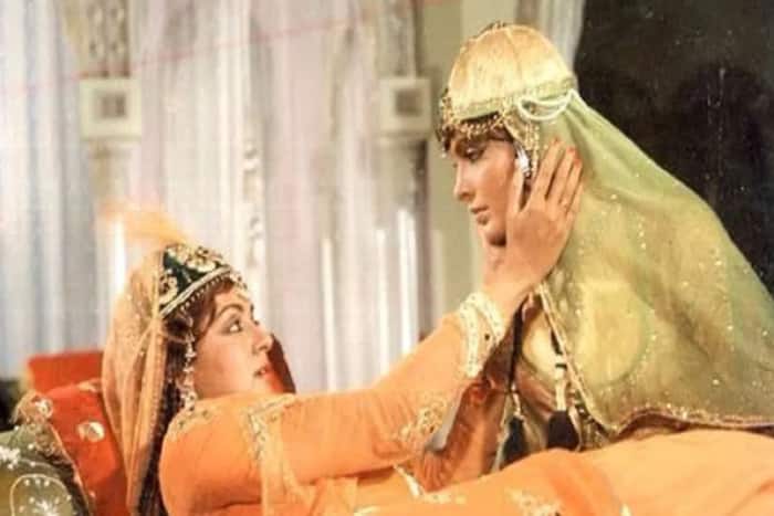 entertainment Kamal Amrohi had borrowed huge loans for...