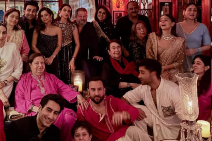 Kareena-Saif attend party with...