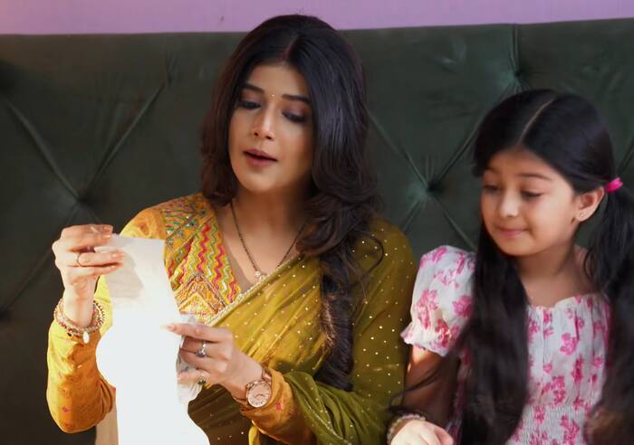 अबीर संग मस्ती करेंगे अभिरा मायरा