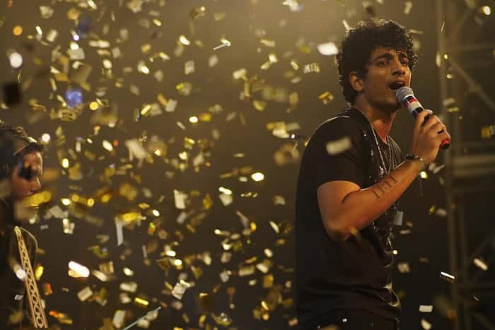 Palash Mucchal doing charity