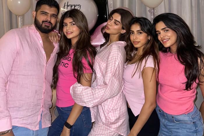 Jahnvi Kapoor and Boney Kapoor 