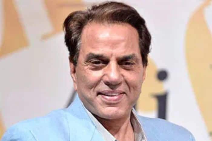 How did Dharmendra's love story end?