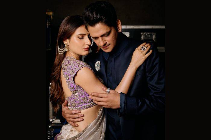 सोशल मीडिया पर मचा क्रेज