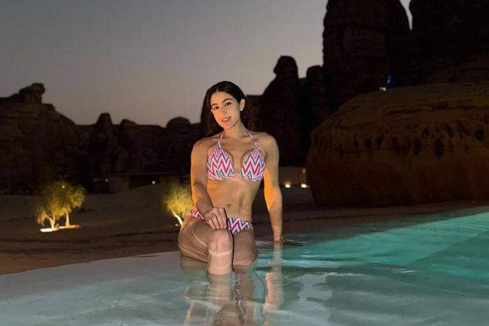 बिकिनी लुक ने बढ़ाया इंटरनेट का पारा