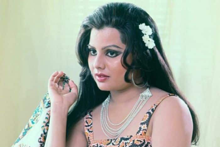 Who was actor-singer Sulakshana Pandit?