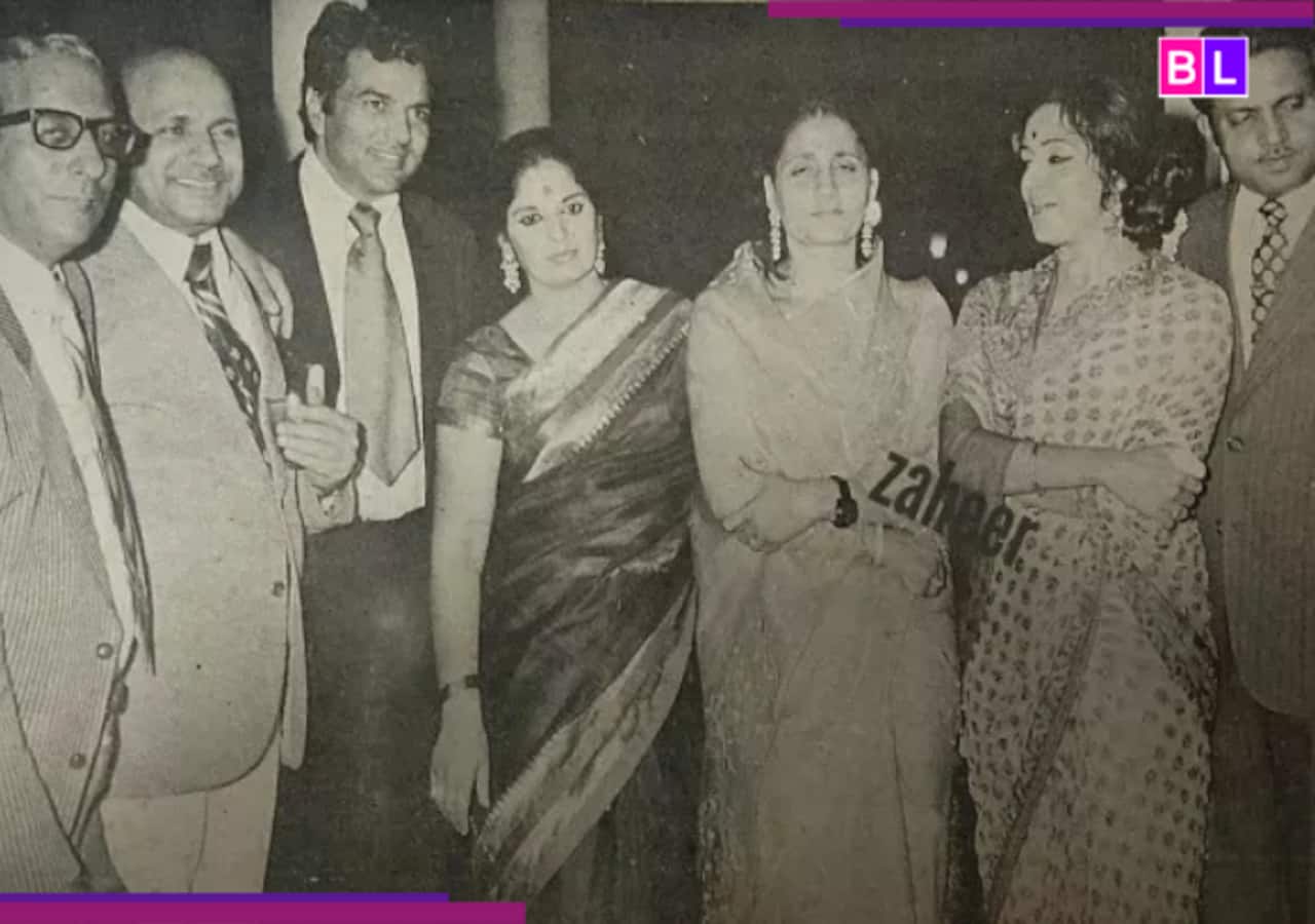 Dharmendra LIVED with both wives, Prakash Kaur and Hema Malini? What's the  truth behind the viral photo?, image size:1280x900