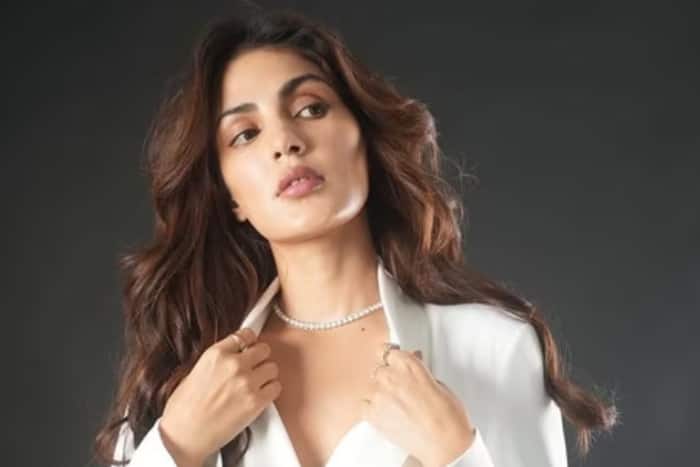 रिया चक्रवर्ती ने कुछ ही फिल्मों में किया काम