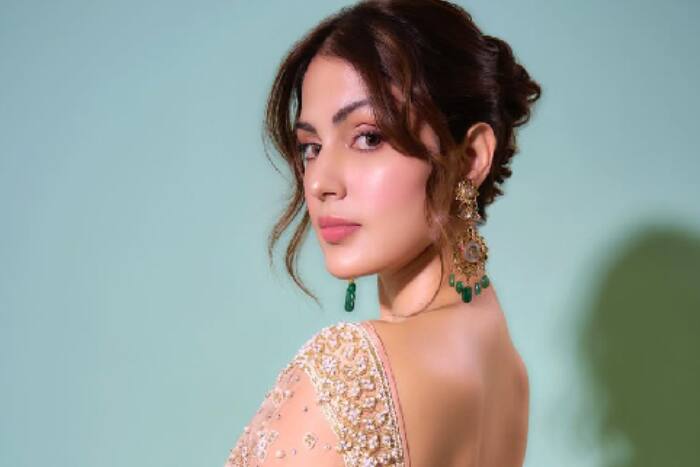 रिया चक्रवर्ती ने 2012 में शुरू किया फिल्मी करियर