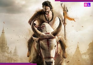 Mahesh Babu की फिल्म Varanasi के नाम पर हुई महाभारत! तो मेकर्स ने लगा डाला टाइटल पर भी Rajamaouli का ठप्पा