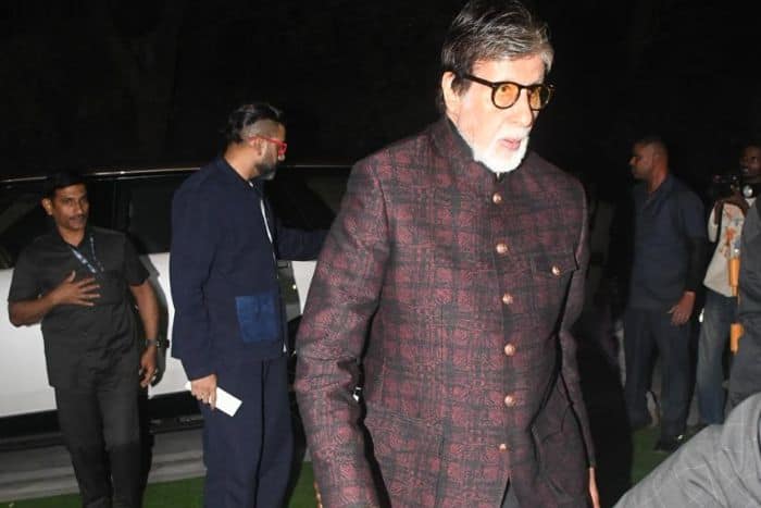 आराध्या के फंक्शन में बच्चन परिवार का रॉयल अंदाज