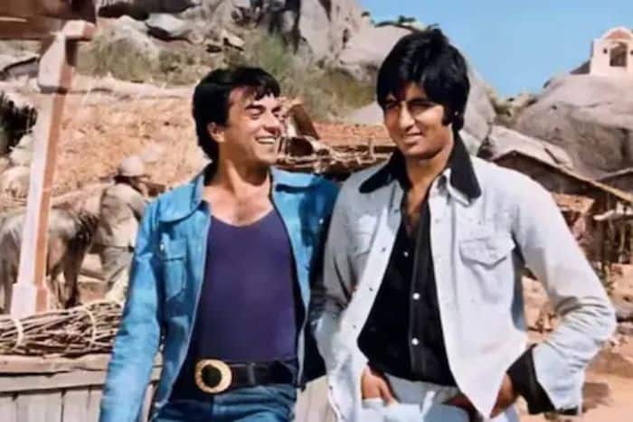 Did Dharmendra shoot a real bullet while shooting Sholay?