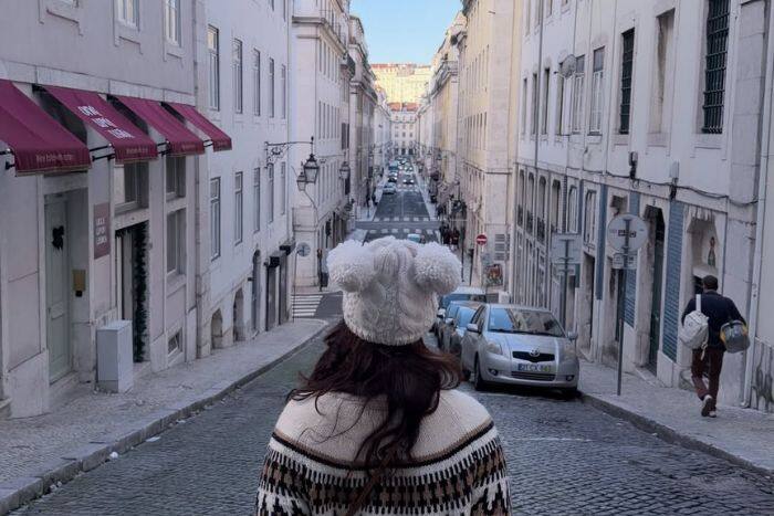 सादगी भरा लेकिन स्टाइलिश लुक