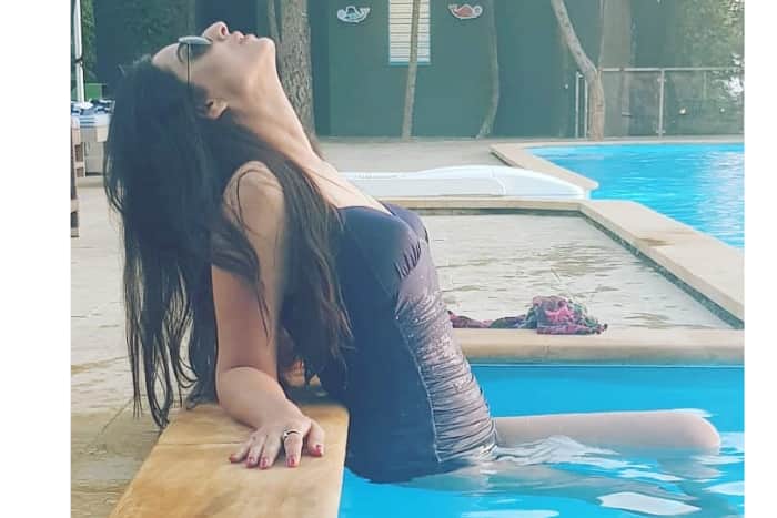 माही गिल को सूट में देखकर हैरान हुआ डायरेक्टर