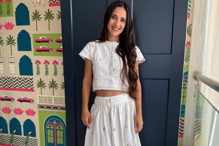 अक्षय खन्ना और तारा शर्मा हैं अच्छे दोस्त