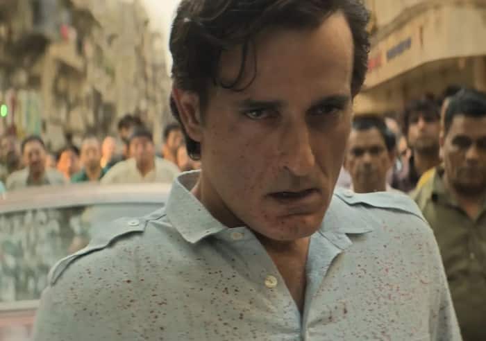 कुख्यात गैंगस्टर बन अक्षय खन्ना ने मचाया आतंक