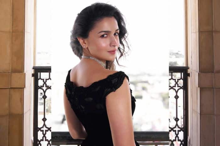 तस्वीरों को दिया खास कैप्शन