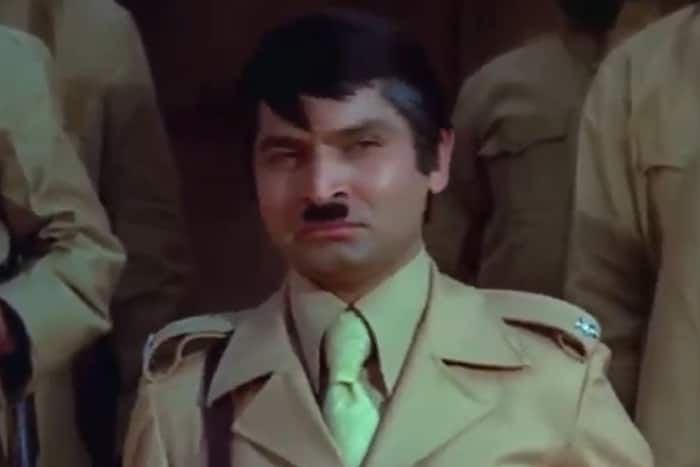 असरानी (जेलर)