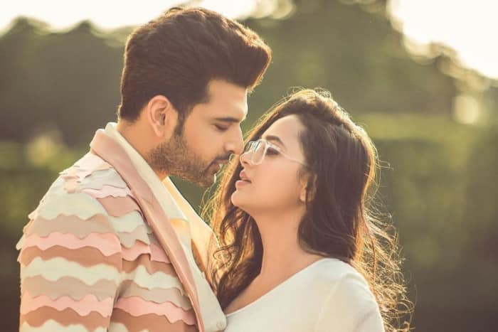 तेजस्वी प्रकाश ने बच्चों पर की बात