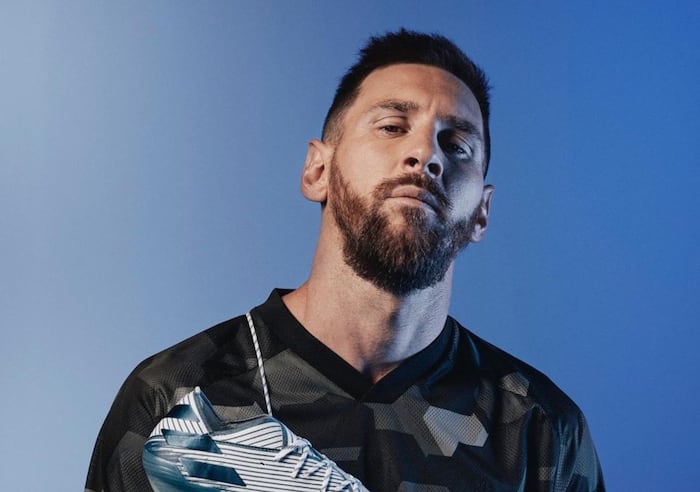 What is the source of  Lionel Messi’s earnings?