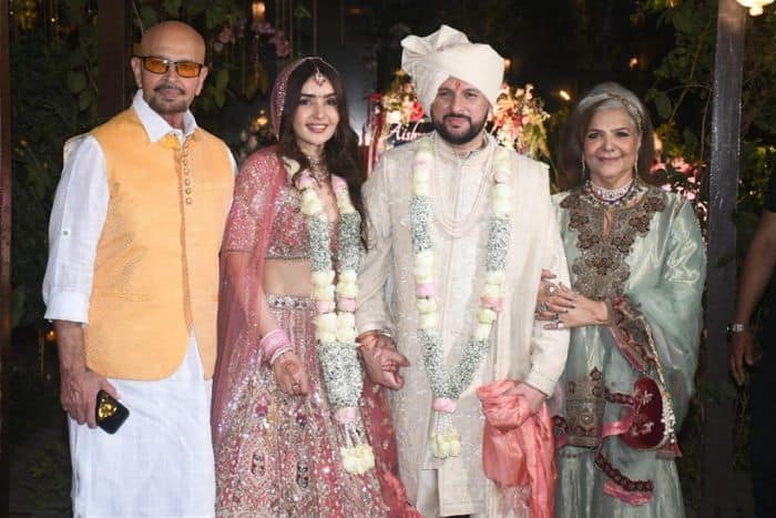 राकेश रोशन ने कपल को दिया आशीर्वाद