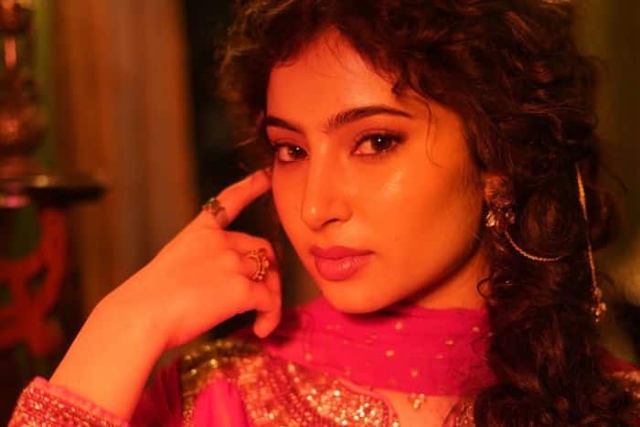 चाइल्ड एक्ट्रेस से लीड हीरोइन तक का सफर