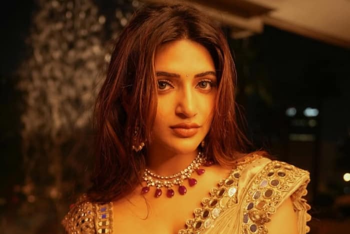 वायरल तस्वीरों पर फूटा श्रीलीला का गुस्सा