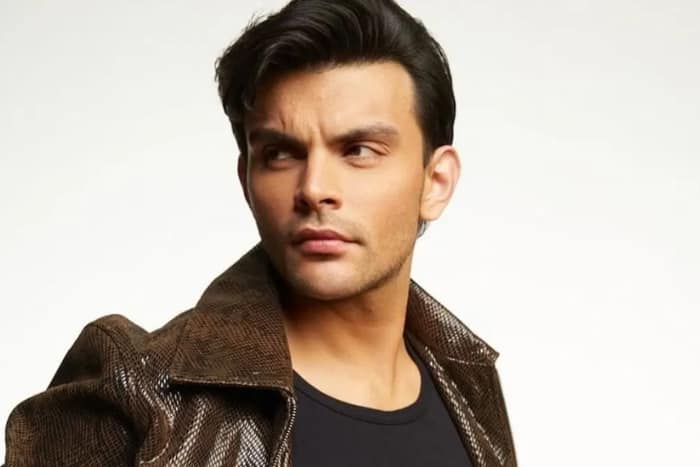 वीर पहाड़िया