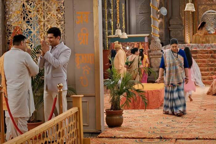 तुलसी को मिलेगा मुंबई आने का मौका