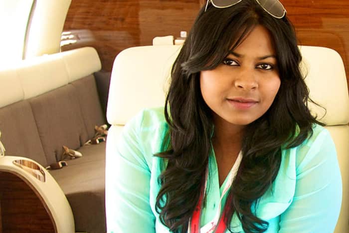 How much did Kanika Tekriwal invest in her business?
