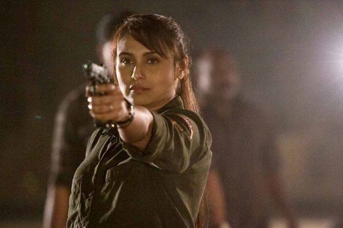 लेडी सिंघम बन विलेन्स को चटाई धूल