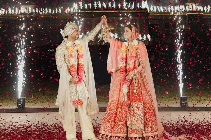 हर फ्रेम में झलक रहा नूपुर-स्टेबिन का प्यार