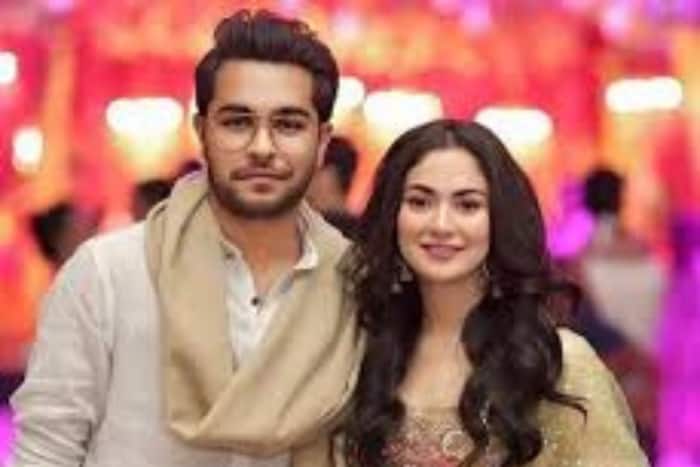 Fans' reaction to Hania Aamir and Asim Azhar's dating news